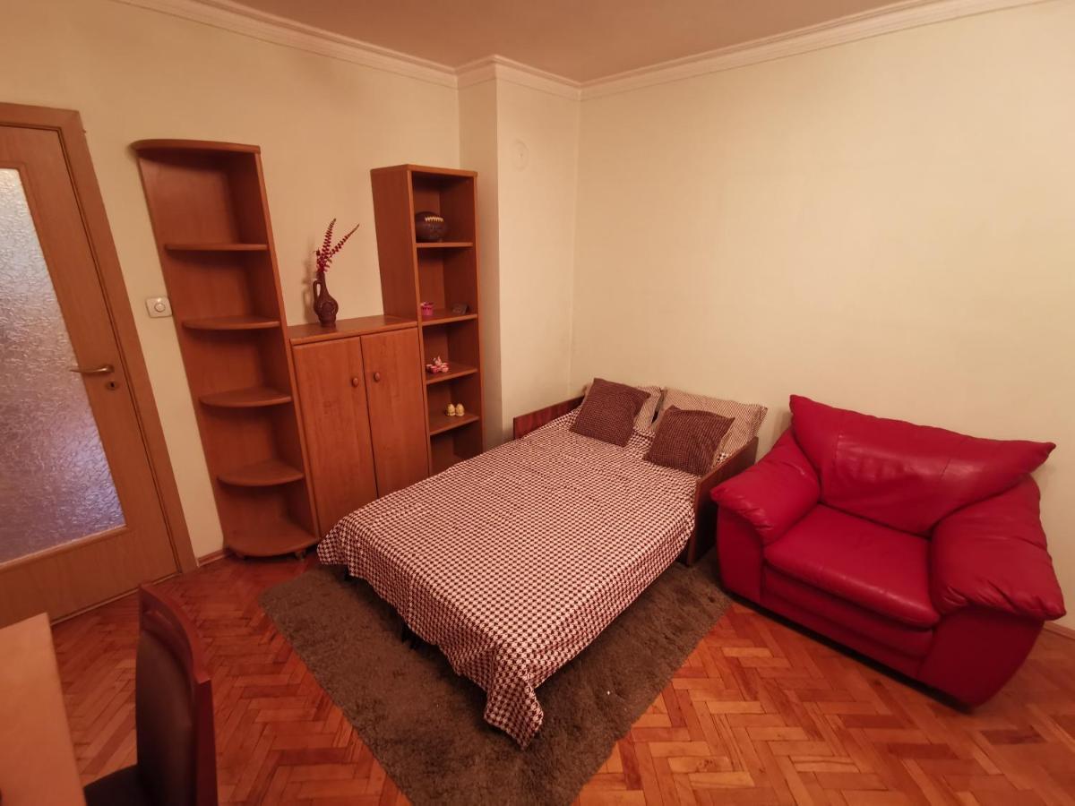 Spacious Quiet Apartment Next To Arena Armeec And Metro Station Gm Dimitrov 소피아 외부 사진